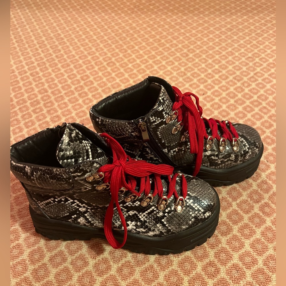 LF boots